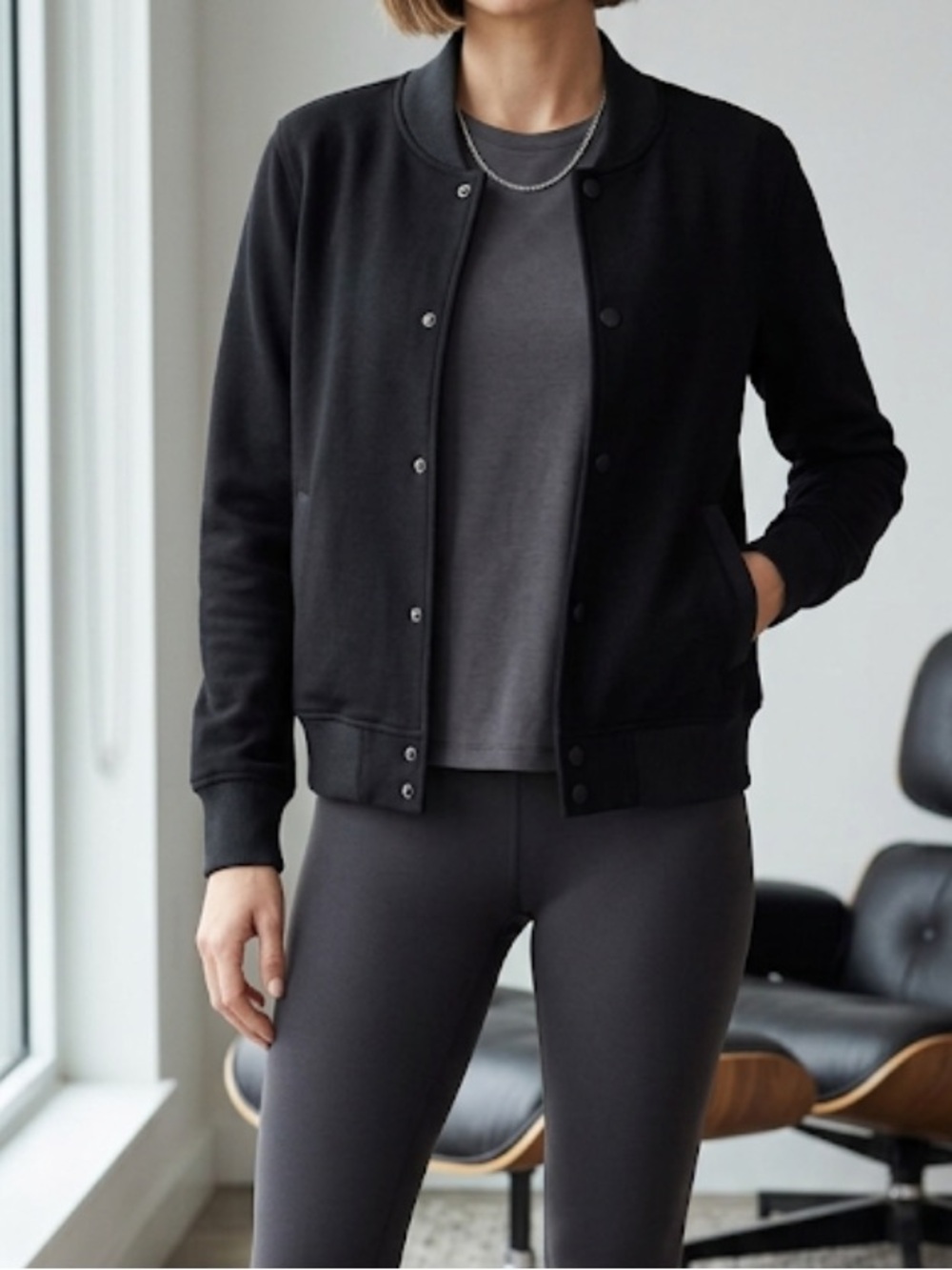 Greyson Clothiers Women’s Black Full-Snap Bomber Jacket - Size XS - Athleisure